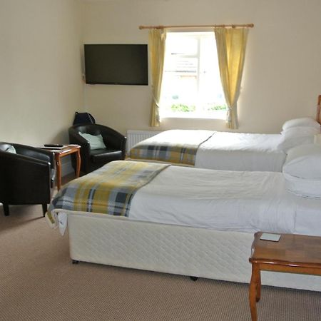Old Castle Farm Guest House Brecon Exterior foto